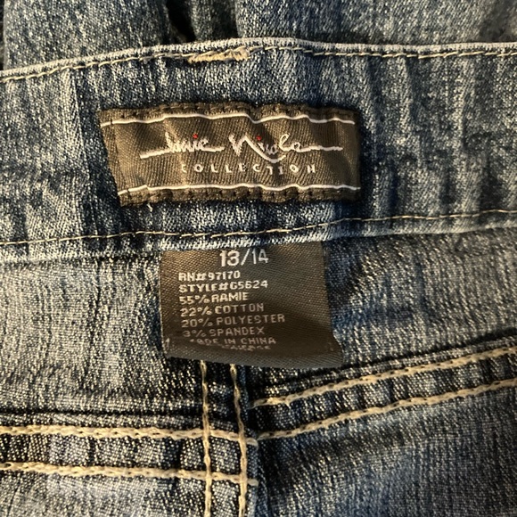 Vintage Embroidered  Jeans - Picture 5 of 5